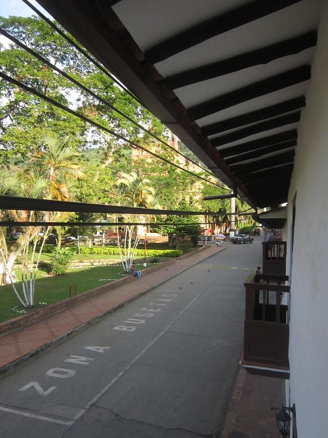 Hotel Central Graciela Valle de San José Exteriör bild
